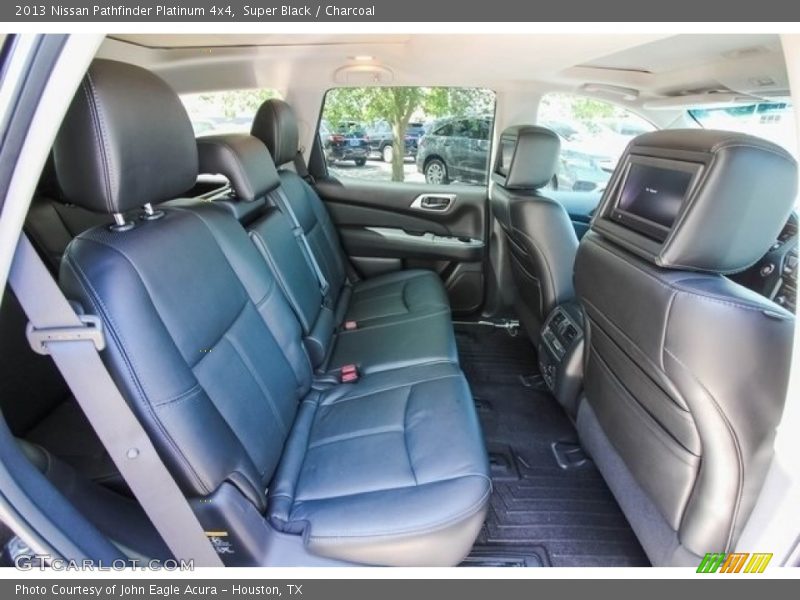 Super Black / Charcoal 2013 Nissan Pathfinder Platinum 4x4