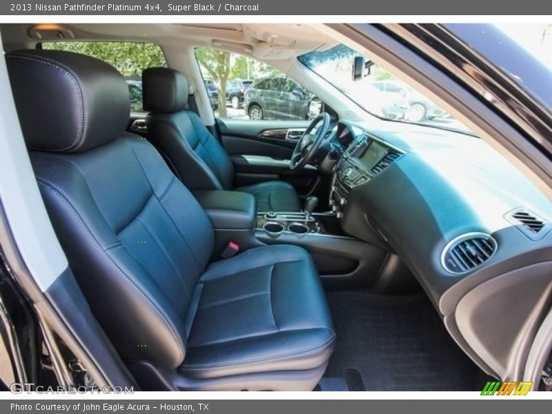 Super Black / Charcoal 2013 Nissan Pathfinder Platinum 4x4