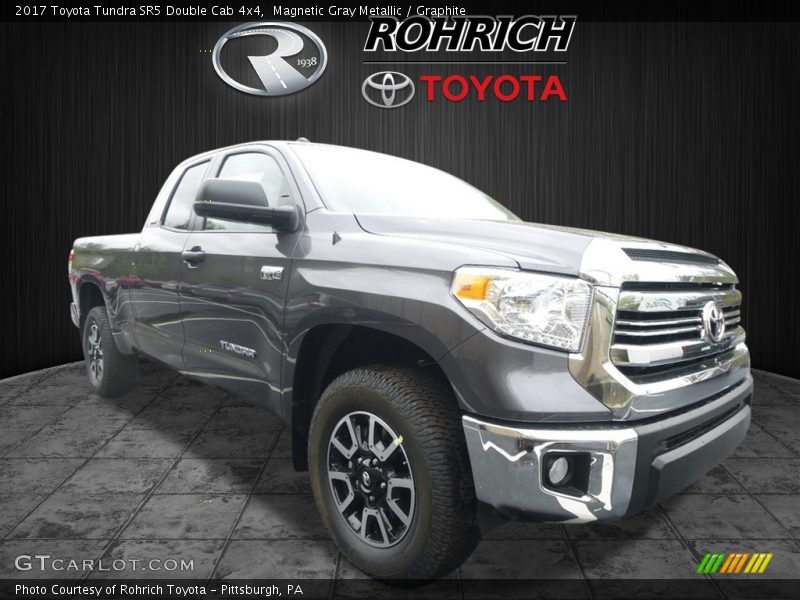 Magnetic Gray Metallic / Graphite 2017 Toyota Tundra SR5 Double Cab 4x4