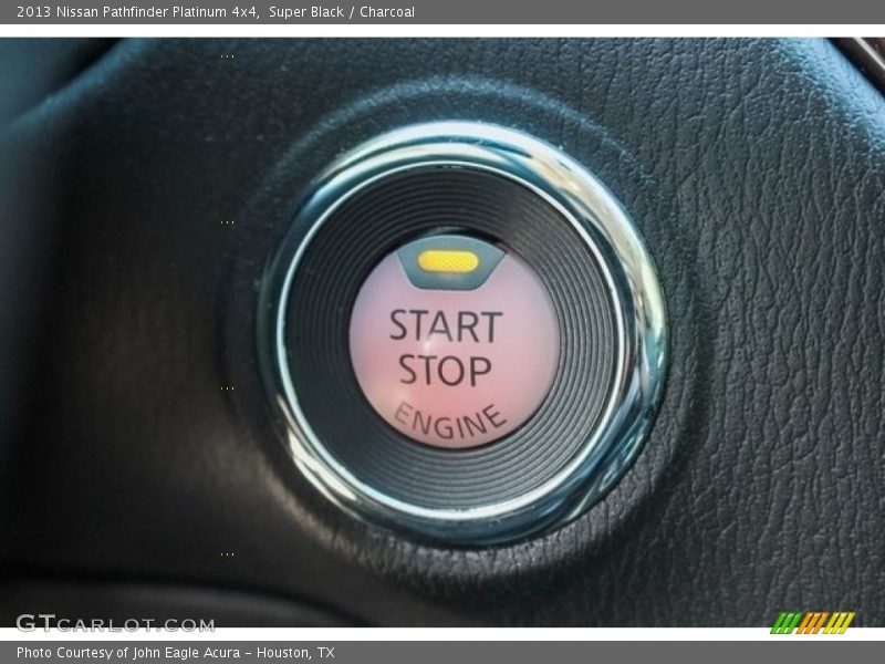 Super Black / Charcoal 2013 Nissan Pathfinder Platinum 4x4