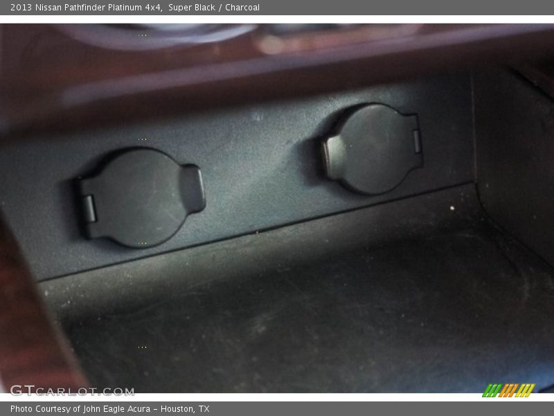Super Black / Charcoal 2013 Nissan Pathfinder Platinum 4x4