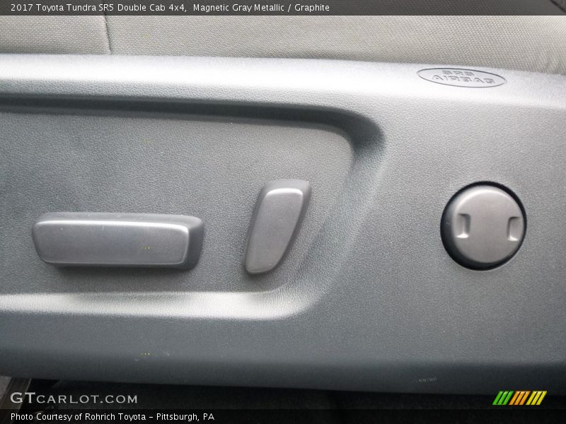 Magnetic Gray Metallic / Graphite 2017 Toyota Tundra SR5 Double Cab 4x4