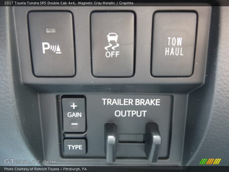 Magnetic Gray Metallic / Graphite 2017 Toyota Tundra SR5 Double Cab 4x4