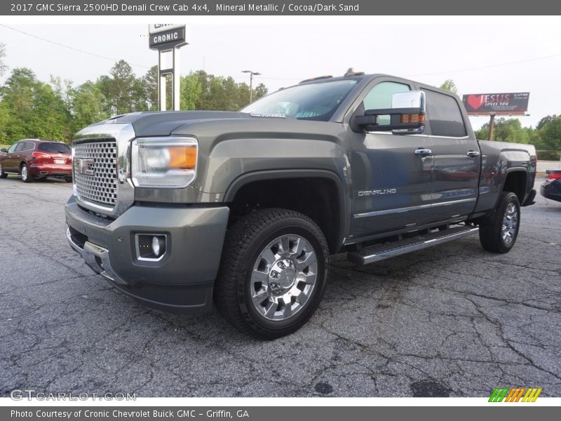 Mineral Metallic / Cocoa/Dark Sand 2017 GMC Sierra 2500HD Denali Crew Cab 4x4