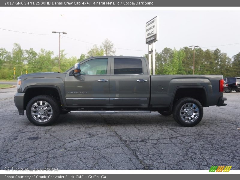 Mineral Metallic / Cocoa/Dark Sand 2017 GMC Sierra 2500HD Denali Crew Cab 4x4