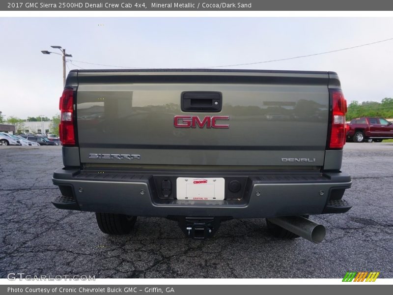 Mineral Metallic / Cocoa/Dark Sand 2017 GMC Sierra 2500HD Denali Crew Cab 4x4