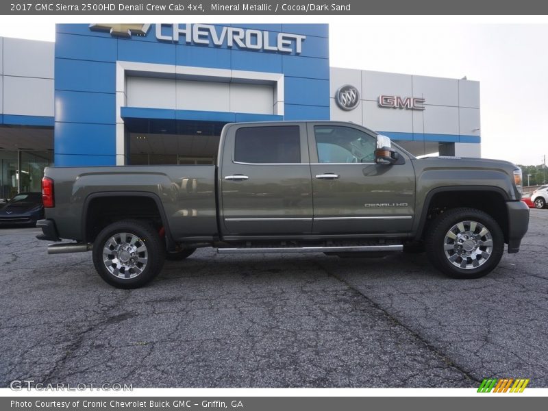  2017 Sierra 2500HD Denali Crew Cab 4x4 Mineral Metallic