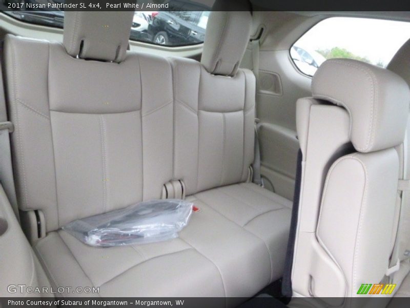 Pearl White / Almond 2017 Nissan Pathfinder SL 4x4
