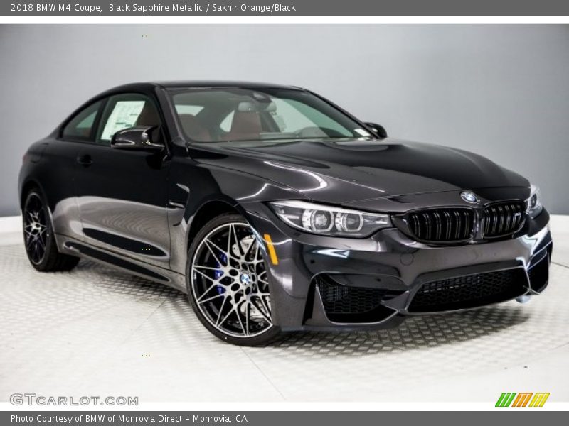 Front 3/4 View of 2018 M4 Coupe