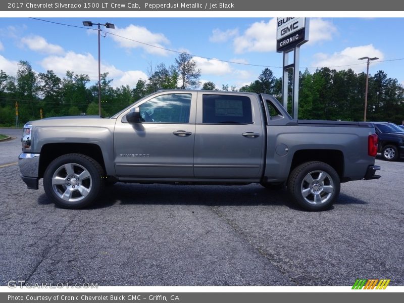 Pepperdust Metallic / Jet Black 2017 Chevrolet Silverado 1500 LT Crew Cab