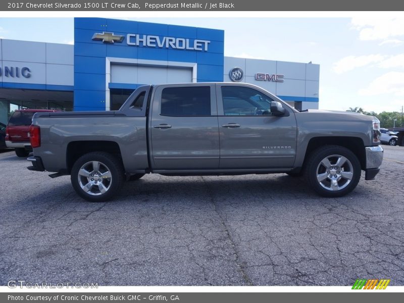 Pepperdust Metallic / Jet Black 2017 Chevrolet Silverado 1500 LT Crew Cab