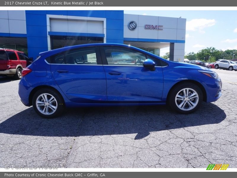 Kinetic Blue Metallic / Jet Black 2017 Chevrolet Cruze LT