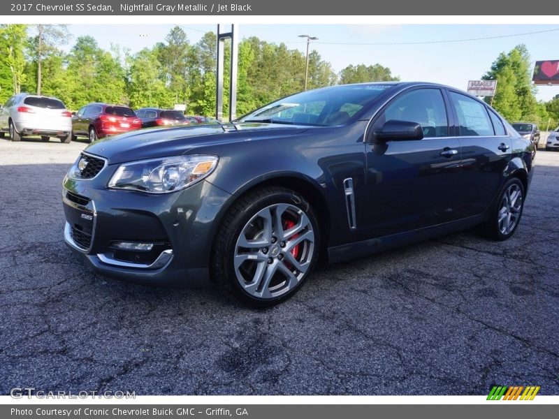 Front 3/4 View of 2017 SS Sedan