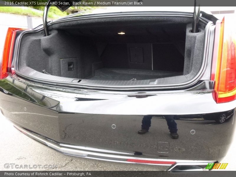 Black Raven / Medium Titanium/Jet Black 2016 Cadillac XTS Luxury AWD Sedan