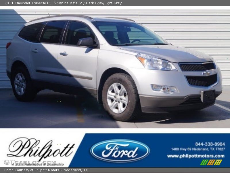 Silver Ice Metallic / Dark Gray/Light Gray 2011 Chevrolet Traverse LS