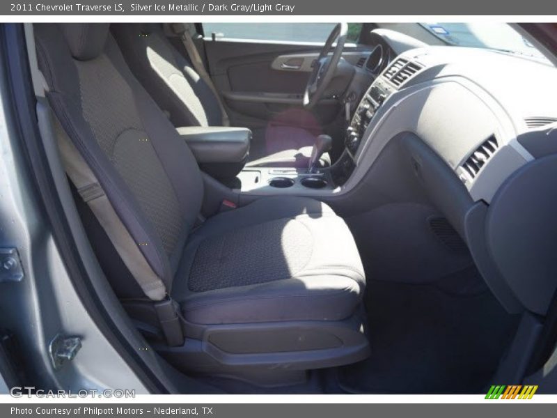 Silver Ice Metallic / Dark Gray/Light Gray 2011 Chevrolet Traverse LS