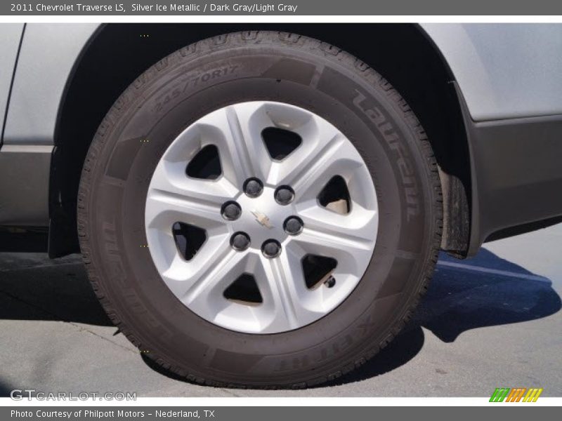 Silver Ice Metallic / Dark Gray/Light Gray 2011 Chevrolet Traverse LS