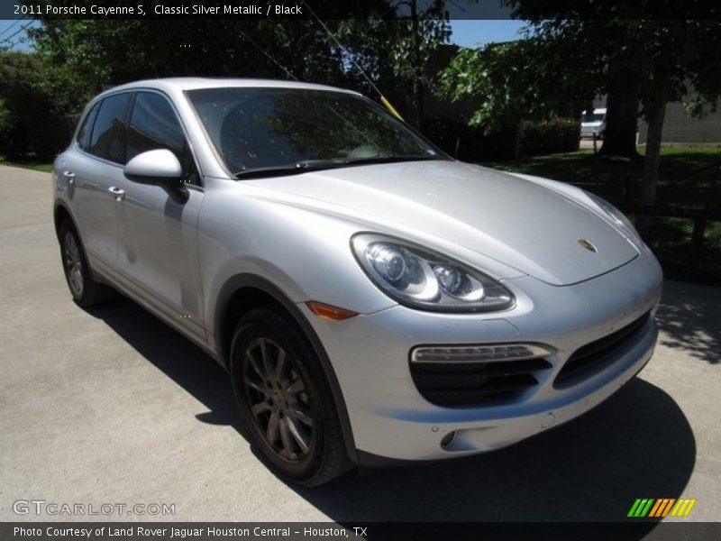 Classic Silver Metallic / Black 2011 Porsche Cayenne S