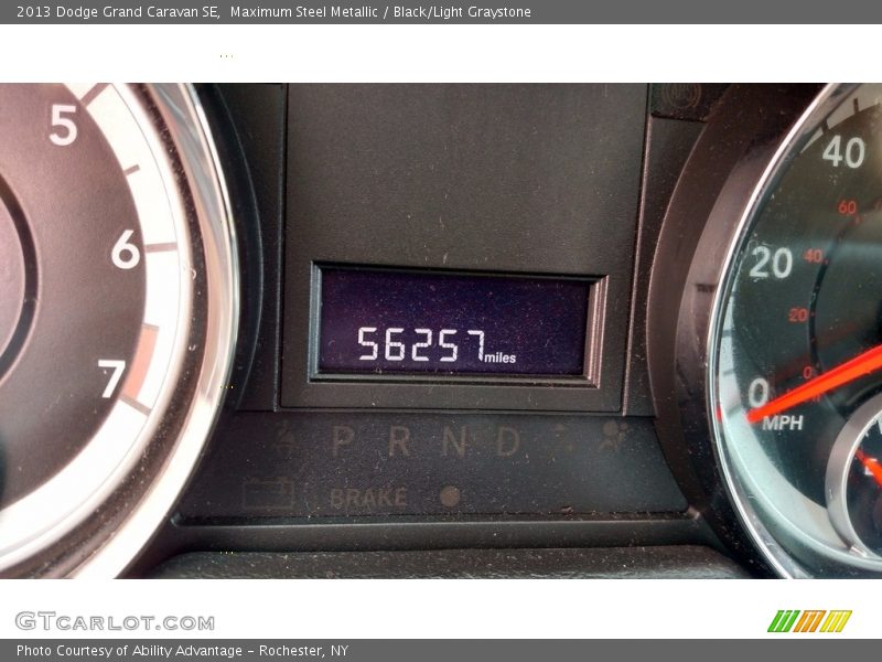 Maximum Steel Metallic / Black/Light Graystone 2013 Dodge Grand Caravan SE