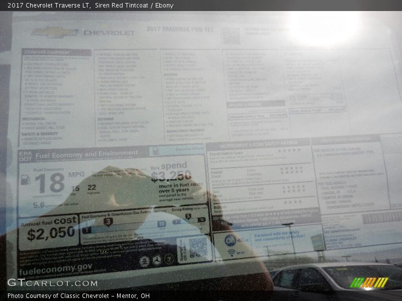 Siren Red Tintcoat / Ebony 2017 Chevrolet Traverse LT