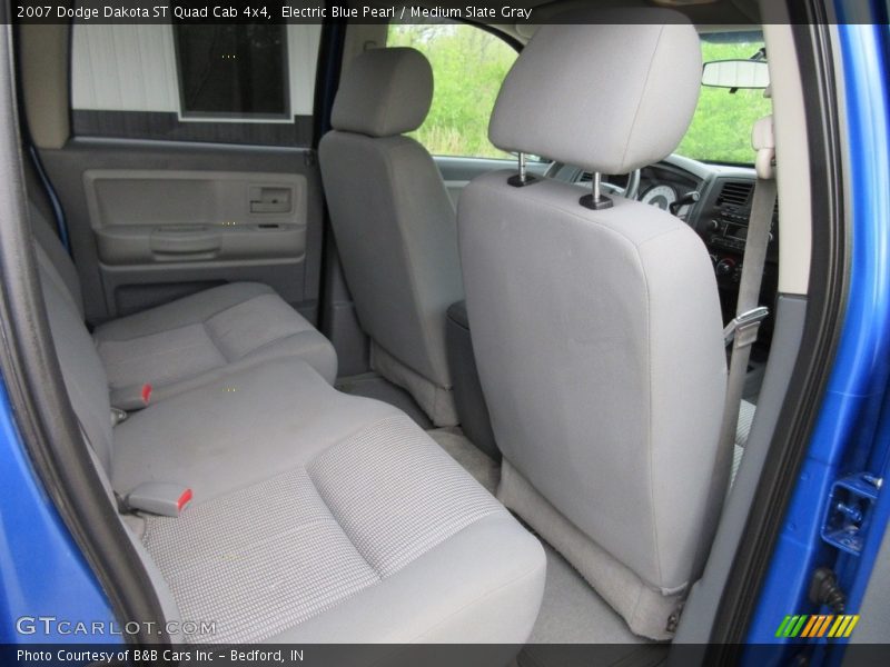 Electric Blue Pearl / Medium Slate Gray 2007 Dodge Dakota ST Quad Cab 4x4