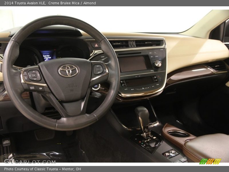 Creme Brulee Mica / Almond 2014 Toyota Avalon XLE