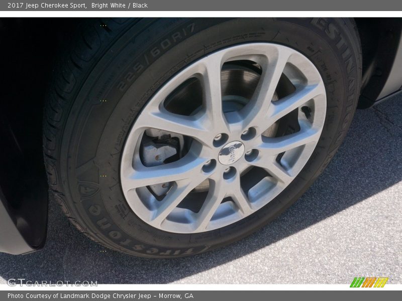 Bright White / Black 2017 Jeep Cherokee Sport