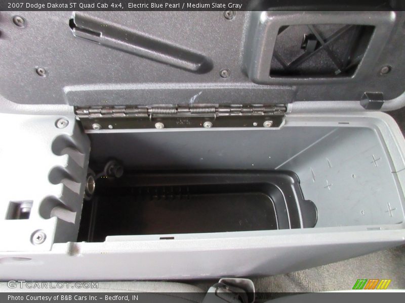 Electric Blue Pearl / Medium Slate Gray 2007 Dodge Dakota ST Quad Cab 4x4