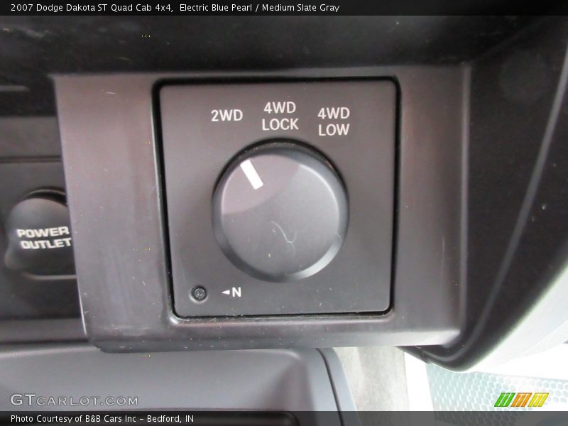 Electric Blue Pearl / Medium Slate Gray 2007 Dodge Dakota ST Quad Cab 4x4
