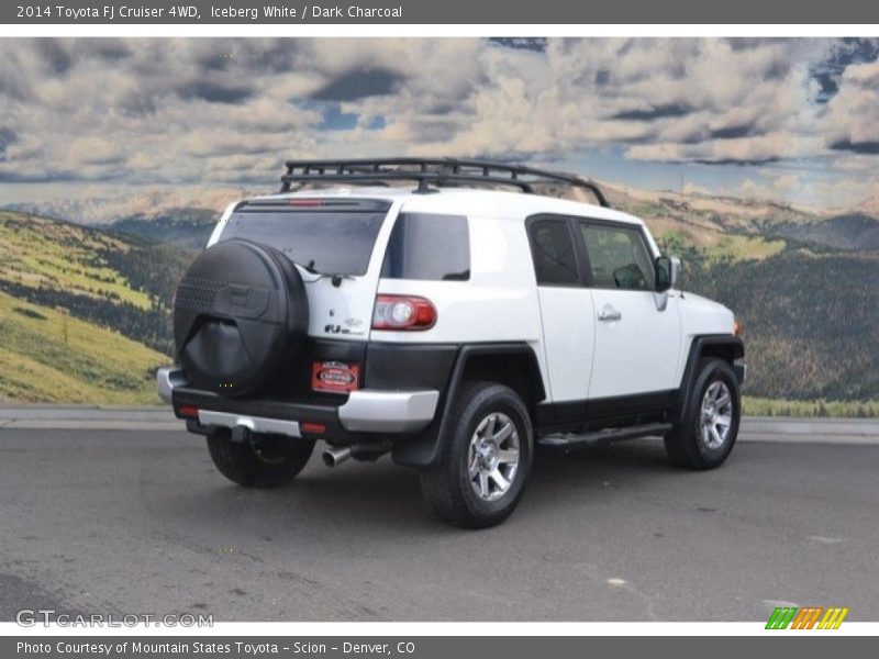 Iceberg White / Dark Charcoal 2014 Toyota FJ Cruiser 4WD