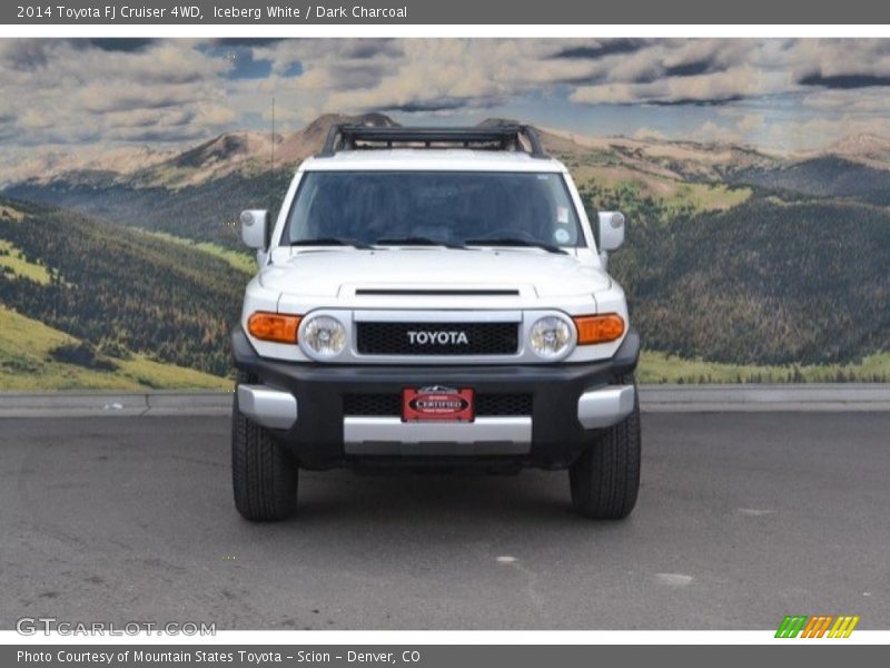 Iceberg White / Dark Charcoal 2014 Toyota FJ Cruiser 4WD