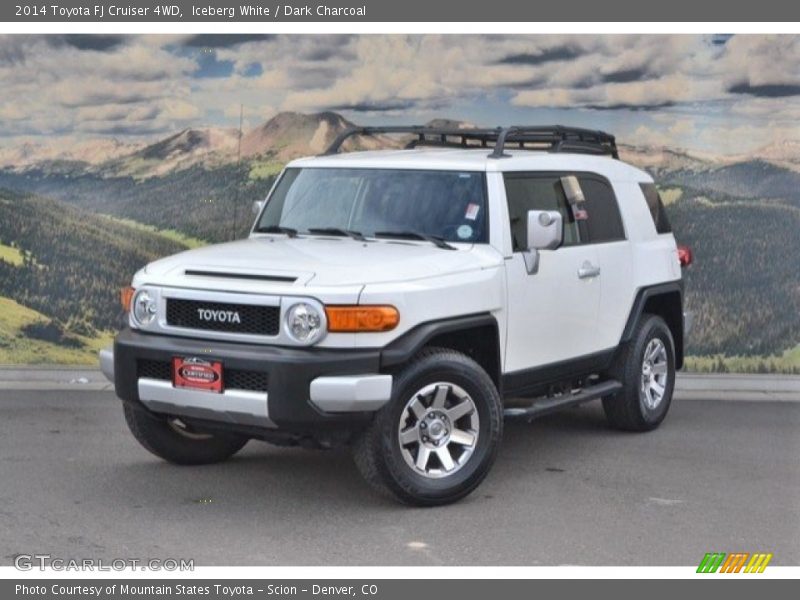 Iceberg White / Dark Charcoal 2014 Toyota FJ Cruiser 4WD