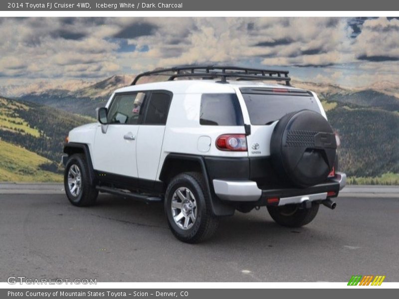 Iceberg White / Dark Charcoal 2014 Toyota FJ Cruiser 4WD