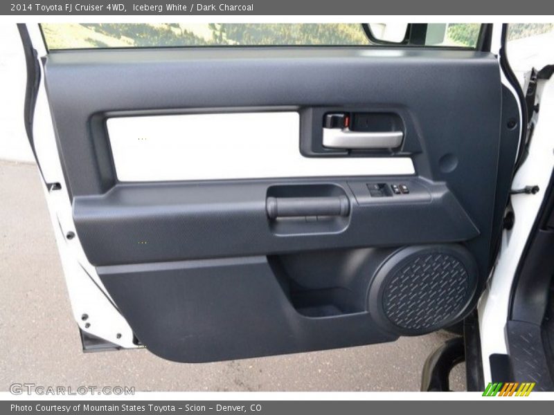 Iceberg White / Dark Charcoal 2014 Toyota FJ Cruiser 4WD