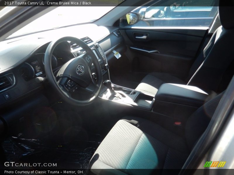 Creme Brulee Mica / Black 2017 Toyota Camry LE