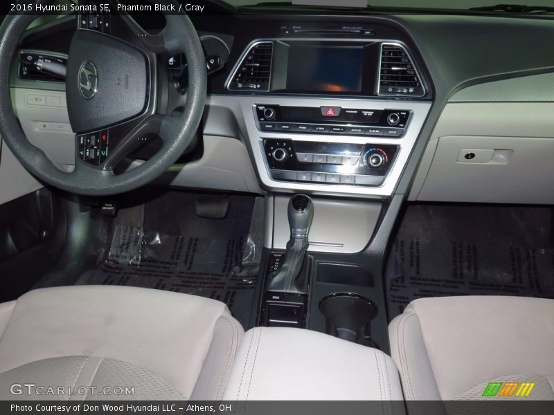Phantom Black / Gray 2016 Hyundai Sonata SE