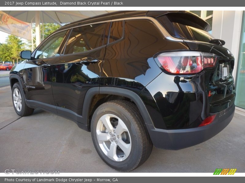 Diamond Black Crystal Pearl / Black 2017 Jeep Compass Latitude