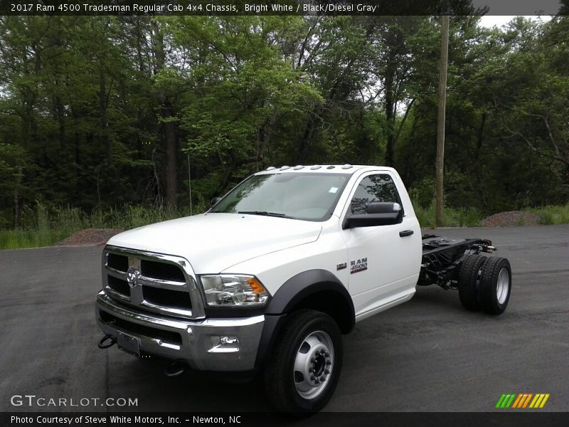 Bright White / Black/Diesel Gray 2017 Ram 4500 Tradesman Regular Cab 4x4 Chassis