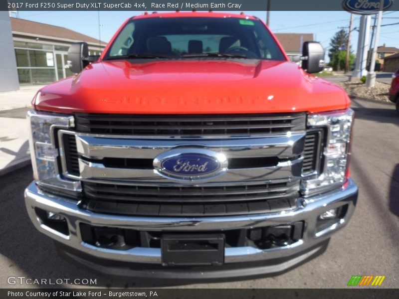 Race Red / Medium Earth Gray 2017 Ford F250 Super Duty XLT SuperCab 4x4