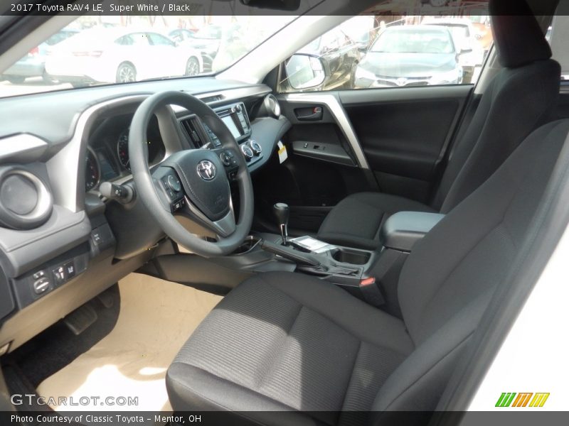 Super White / Black 2017 Toyota RAV4 LE