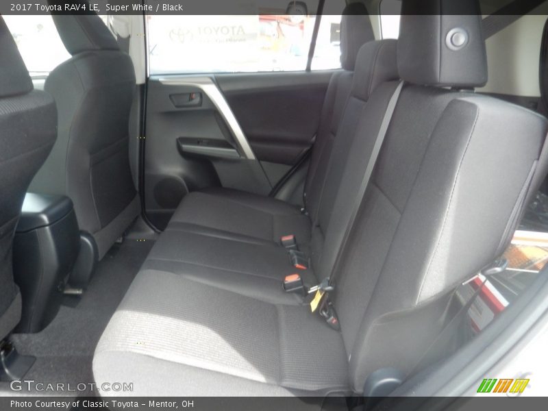 Super White / Black 2017 Toyota RAV4 LE