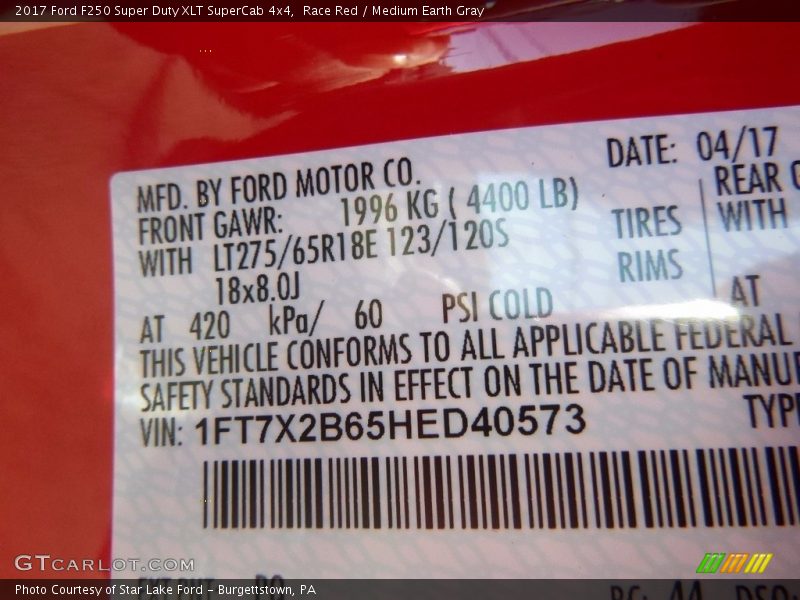 Race Red / Medium Earth Gray 2017 Ford F250 Super Duty XLT SuperCab 4x4