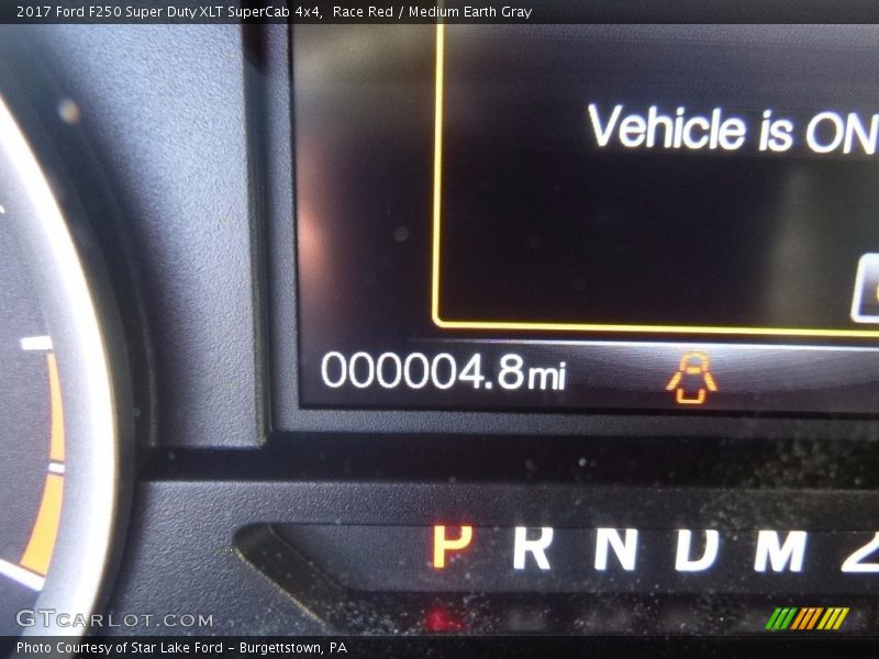 Race Red / Medium Earth Gray 2017 Ford F250 Super Duty XLT SuperCab 4x4