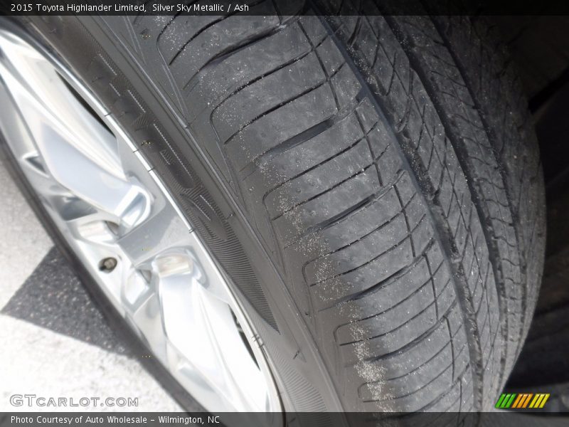 Silver Sky Metallic / Ash 2015 Toyota Highlander Limited