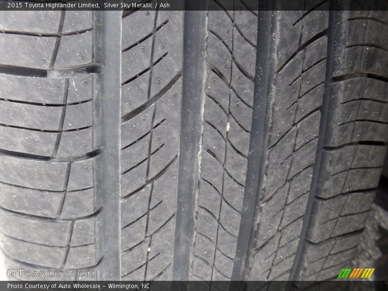 Silver Sky Metallic / Ash 2015 Toyota Highlander Limited