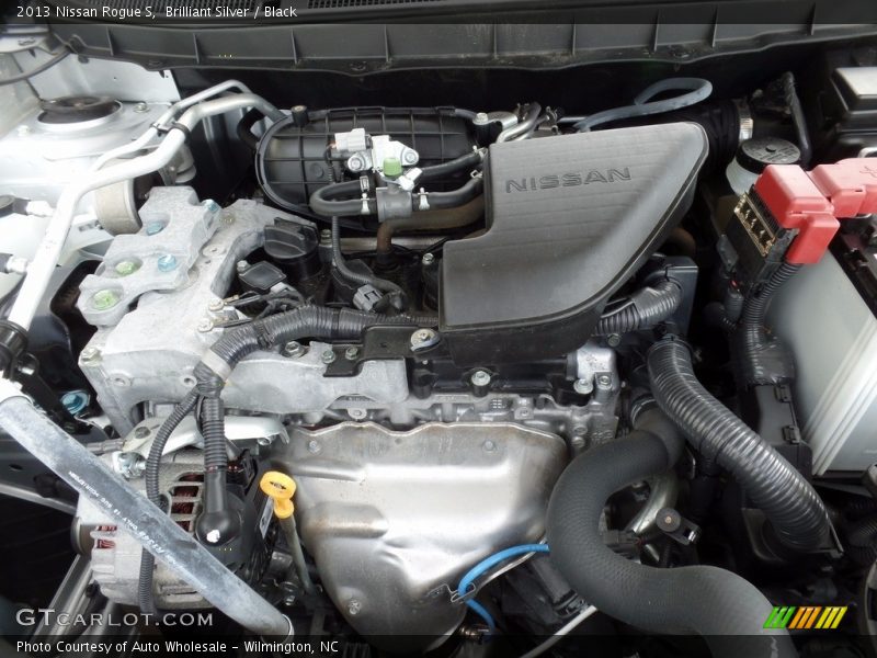 Brilliant Silver / Black 2013 Nissan Rogue S