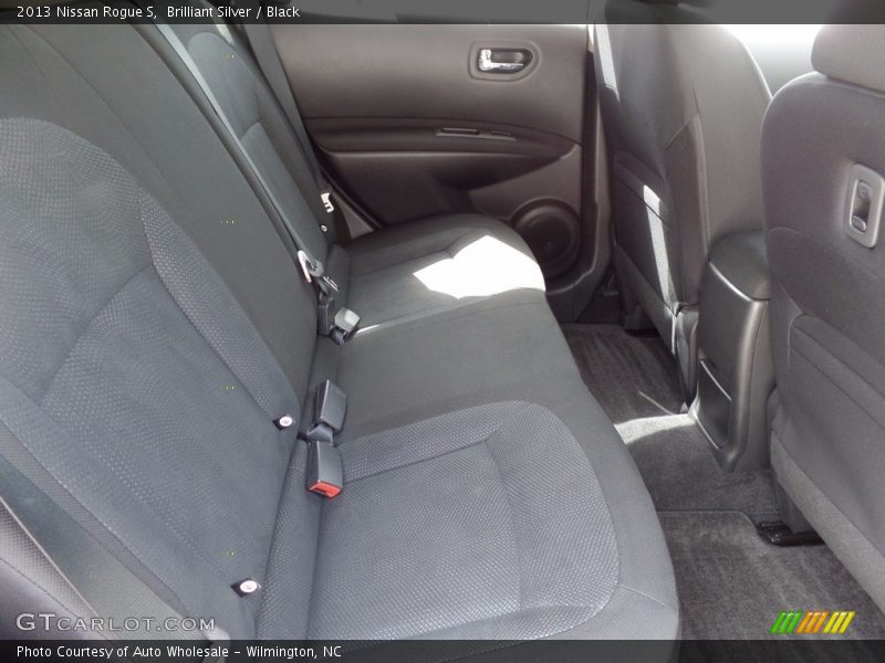 Brilliant Silver / Black 2013 Nissan Rogue S
