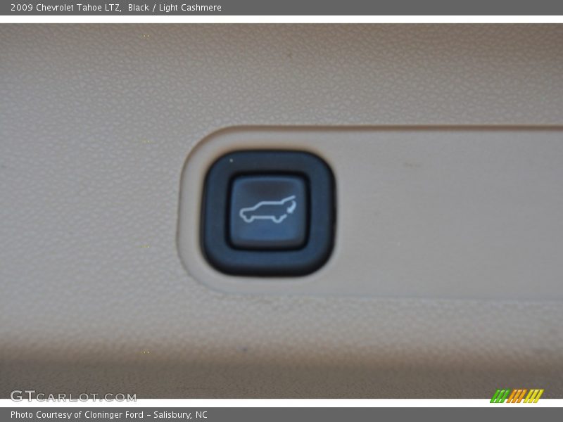 Black / Light Cashmere 2009 Chevrolet Tahoe LTZ