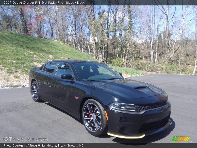 Pitch-Black / Black 2017 Dodge Charger R/T Scat Pack