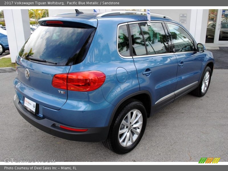 Pacific Blue Metallic / Sandstone 2017 Volkswagen Tiguan Wolfsburg